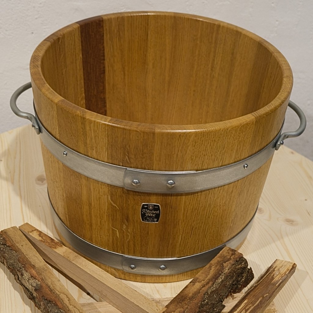 Fußbadewanne aus Eiche mit Tragegriffen