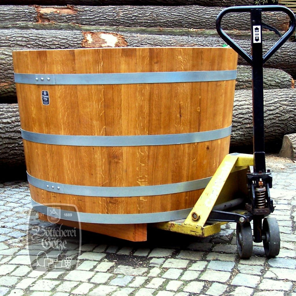 Eichenpflanzbottich mit massiven Eichenunterlagen für Hubwagen und Gabelstapler